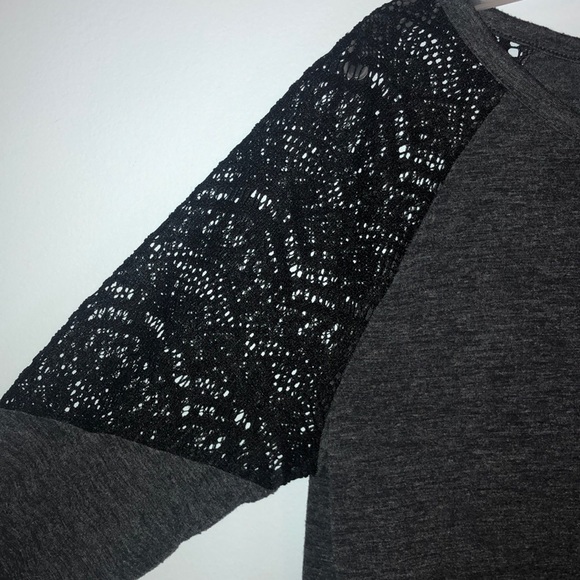 Old Navy Top - Picture 4 of 4